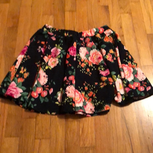 Floral Skirt - Picture 1 of 1